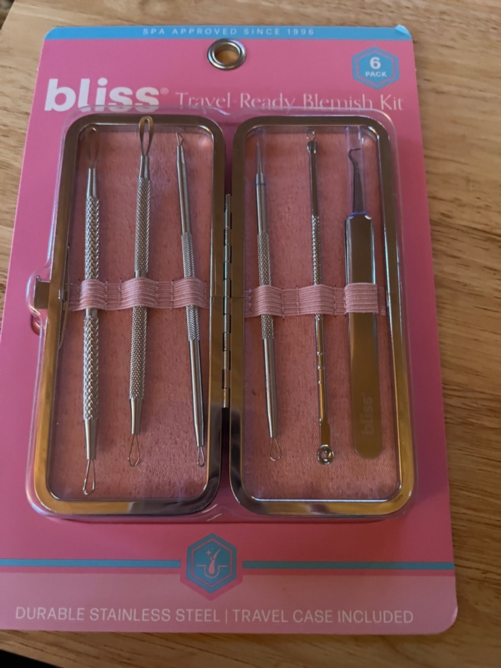 Bliss Travel Case Blemish Tools.